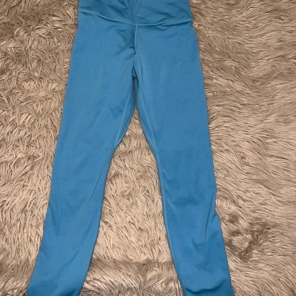 Nike size xs blue leggings similar to Nike yoga line - Picture 2 of 4